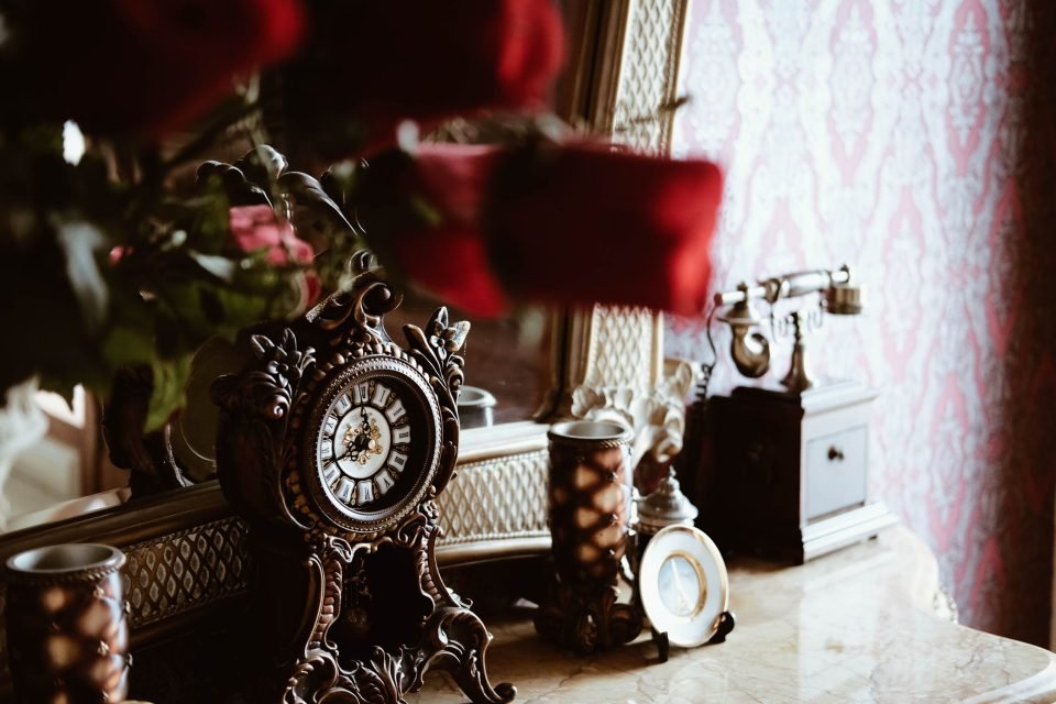 How to pack antique furniture like a pro