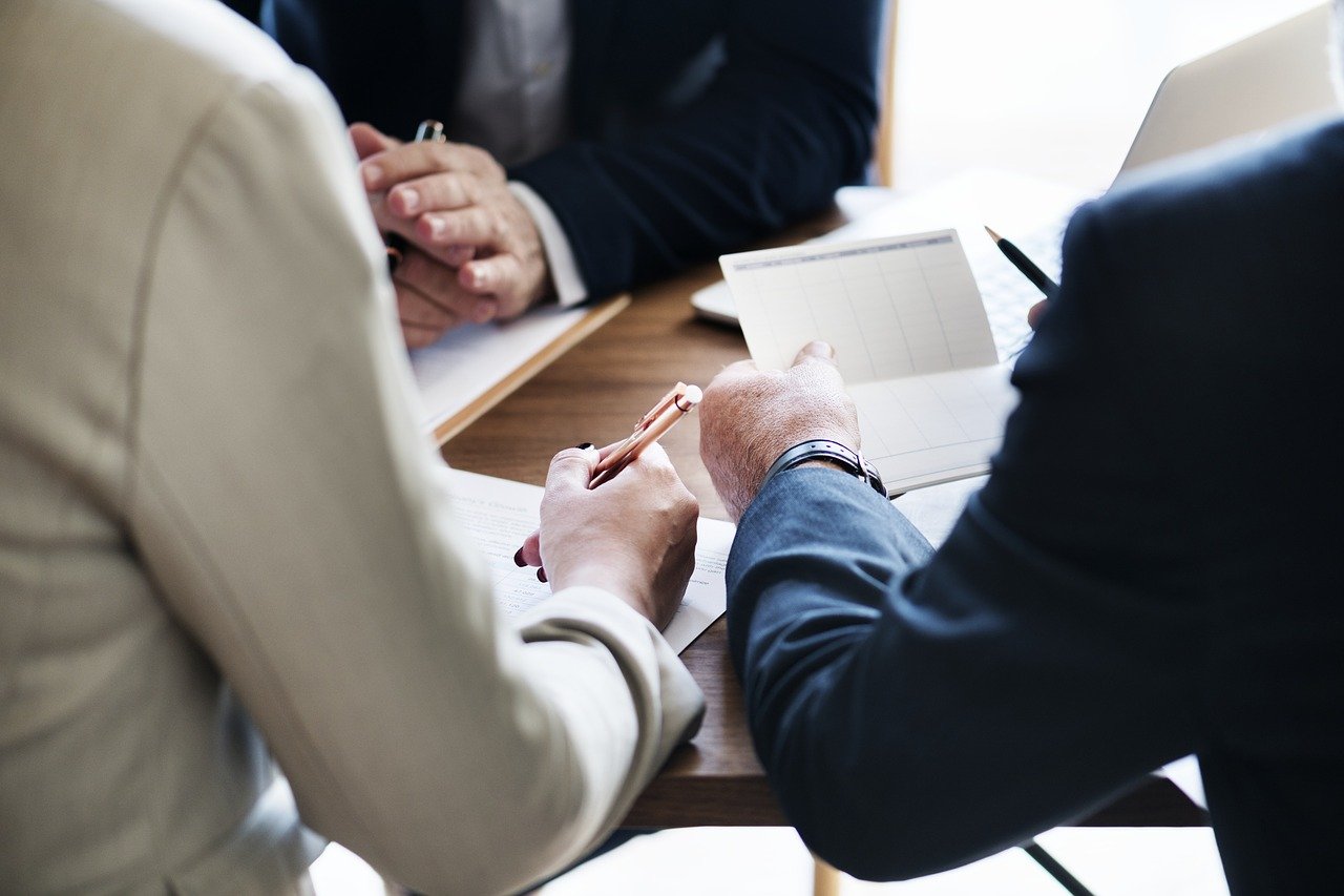 Job opportunities in suburbs for young professionals