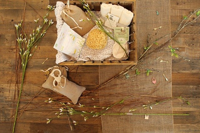 What to put in your essentials box for moving?