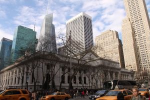 Chicago City Public Library and some taxis in front