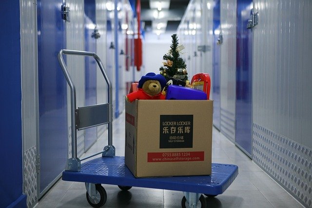 How to prepare your delicate items for storage?