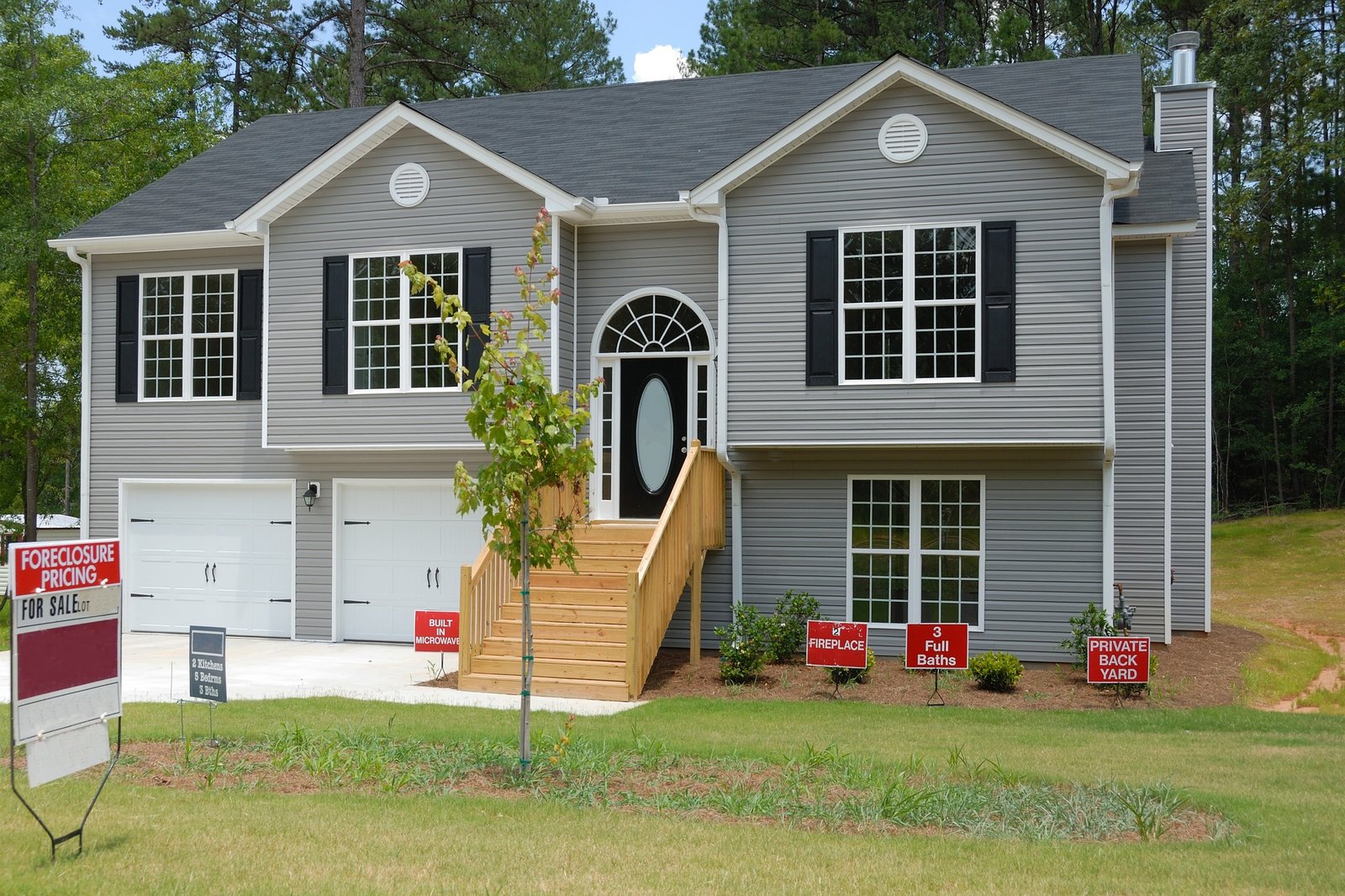 How to make a house more attractive to buyers?